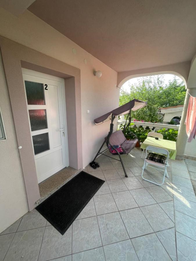 Apartmani Mirela Vrh  Kültér fotó