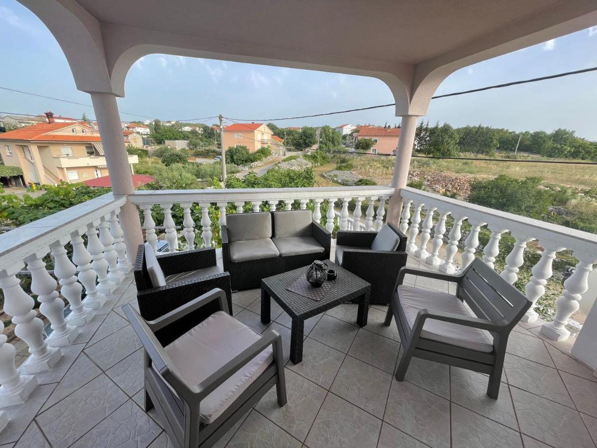 Apartmani Mirela Vrh  Kültér fotó
