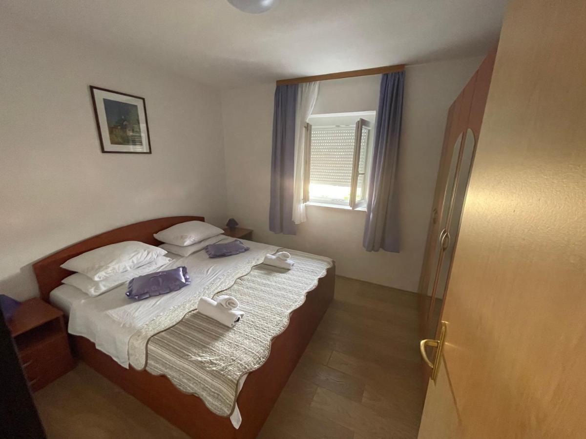 Apartmani Mirela Vrh  Kültér fotó